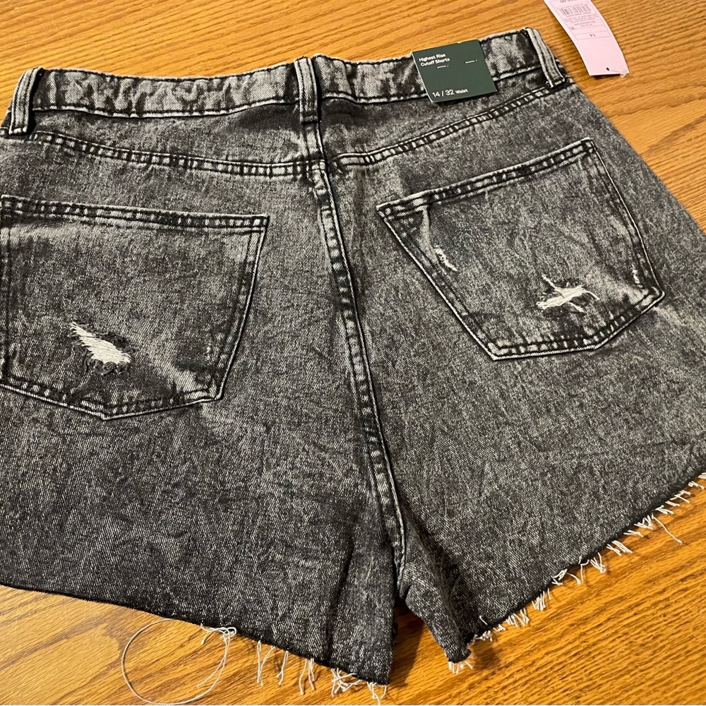 Button fly Black jeans shorts - Picture 5 of 10